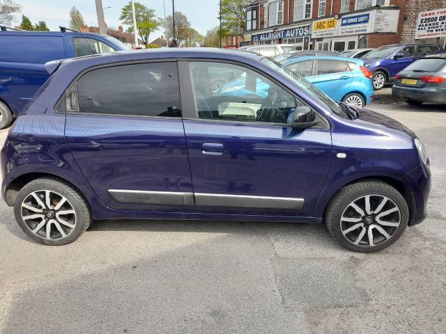2016 Renault Twingo 1.0 SCE Iconic 5dr [Start Stop]