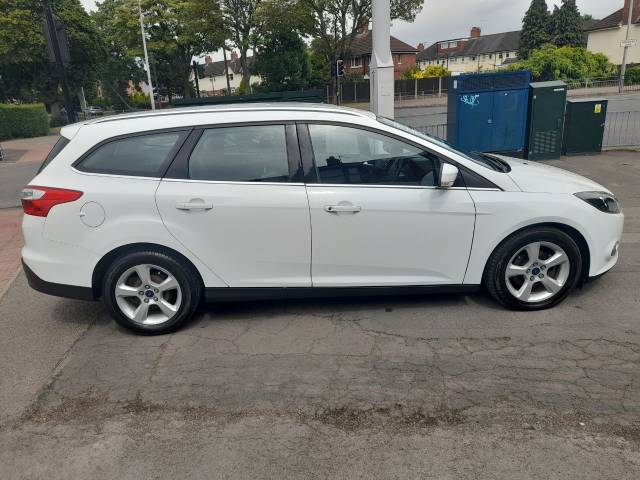 2014 Ford Focus 1.6 TDCi 115 Zetec Navigator 5dr