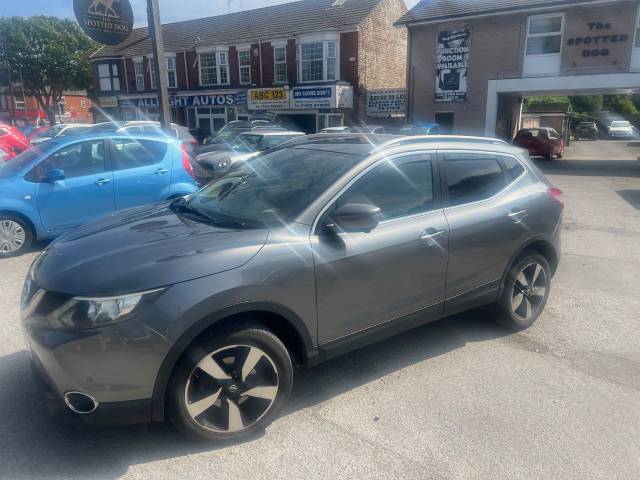 2015 Nissan Qashqai 1.5 dCi N-Tec+ 5dr