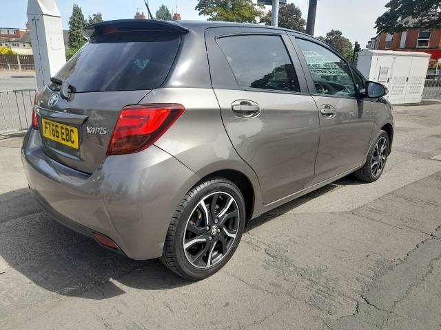 2017 Toyota Yaris 1.33 VVT-i Design 5dr