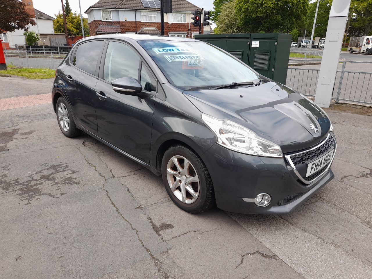 2014 Peugeot 208