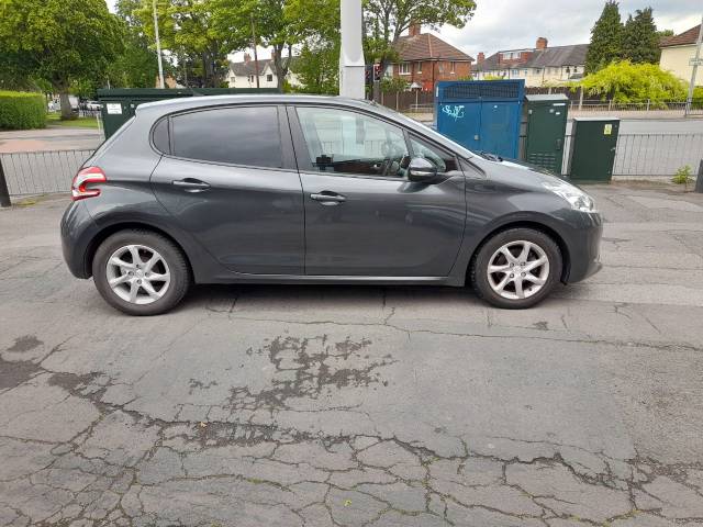 2014 Peugeot 208 1.2 VTi Active 5dr