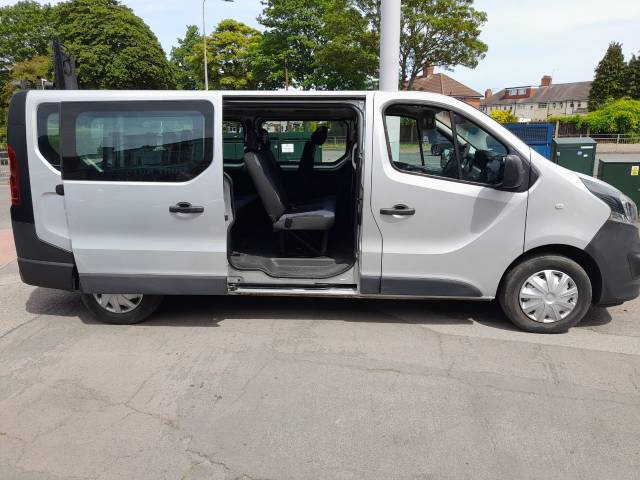 2017 Vauxhall Vivaro 2900 1.6CDTI BiTurbo 125PS H1 Combi 9 Seat
