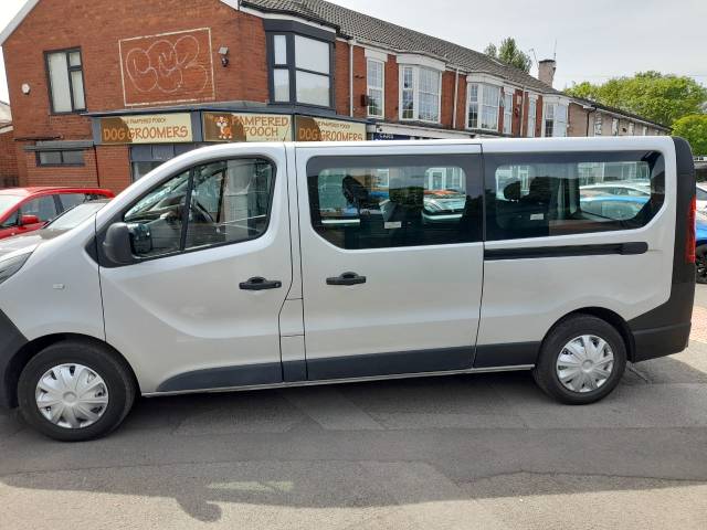 2017 Vauxhall Vivaro 2900 1.6CDTI BiTurbo 125PS H1 Combi 9 Seat