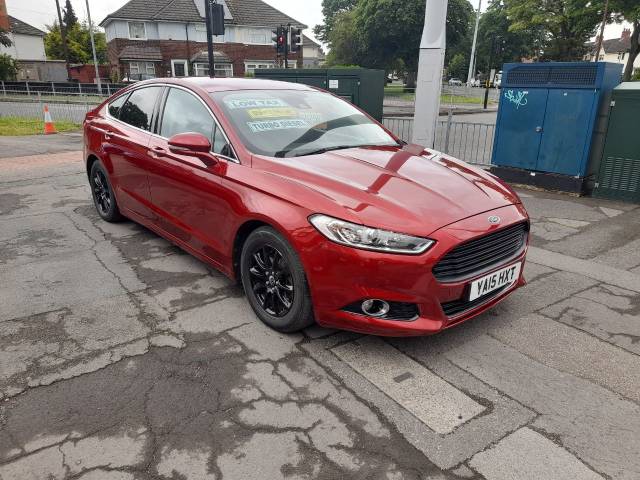 Ford Mondeo 1.6 Titanium econetic tdci Hatchback Diesel Red