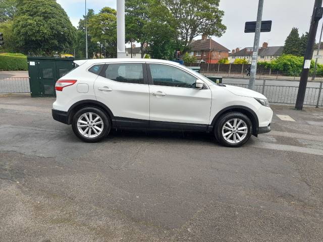 2016 Nissan Qashqai 1.2 DiG-T Acenta [Smart Vision Pack] 5dr