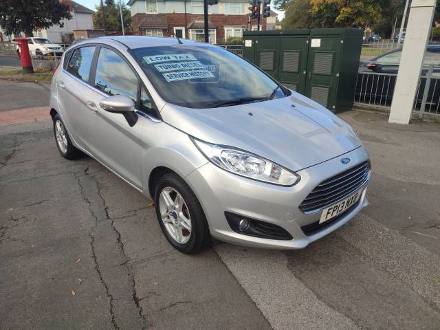 Ford Fiesta 1.5 TDCi Zetec 5dr Hatchback Diesel Silver